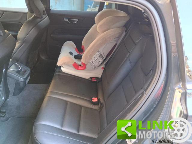 VOLVO V60 D3 Geartronic Momentum Business
