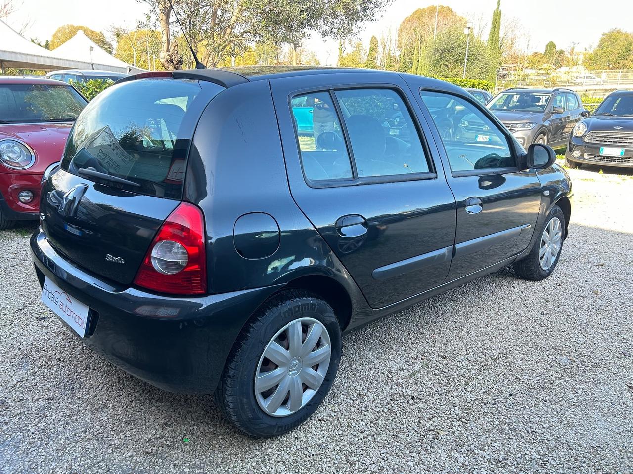 Renault Clio Storia 1.2 5P GPL