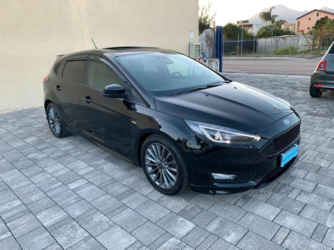 Ford Focus 1.5 Tdci 120cv ST Line Automatica