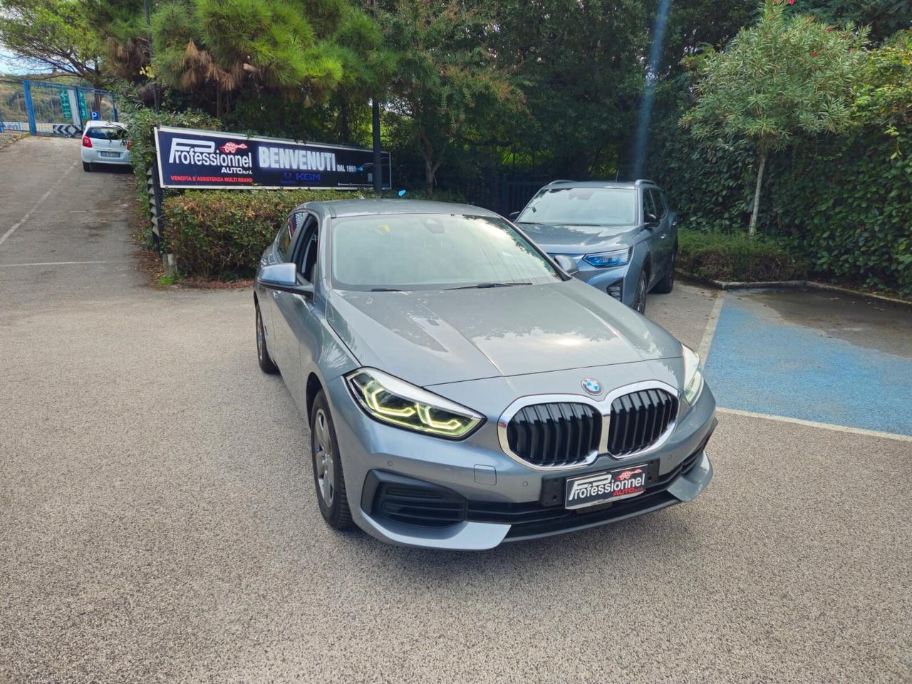 Bmw 116 116d 5p. Business Advantage