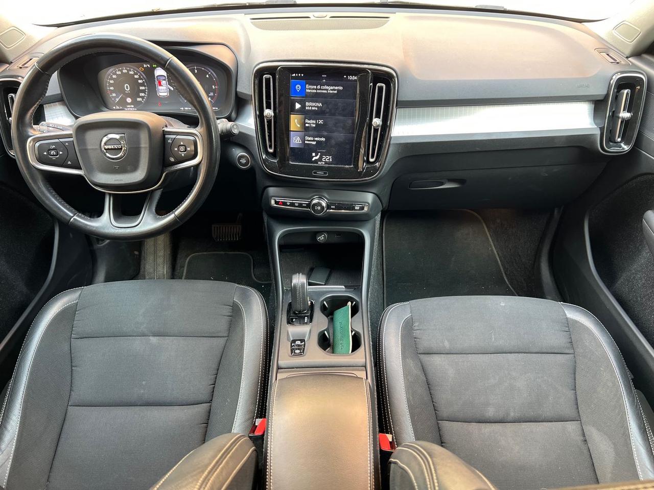 Volvo XC40 Business Plus D3 #12032