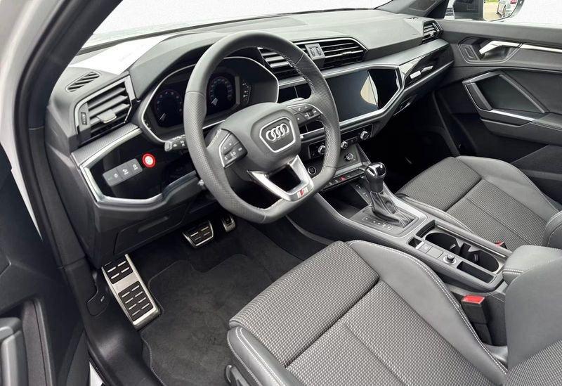 Audi Q3 Q3 SPB 35 TFSI S line edition Black Pack 19" Camera