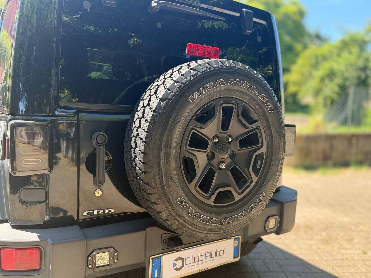 Jeep Wrangler Unlimited 2.8 crd Sahara auto