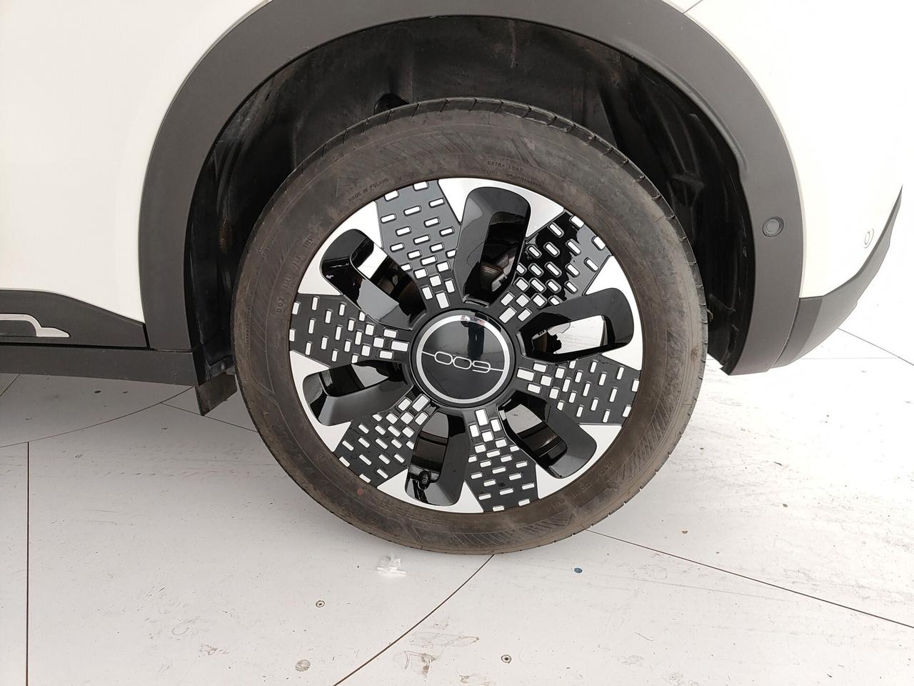 Fiat 600 Hybrid 110 CV DCT MHEV La Prima