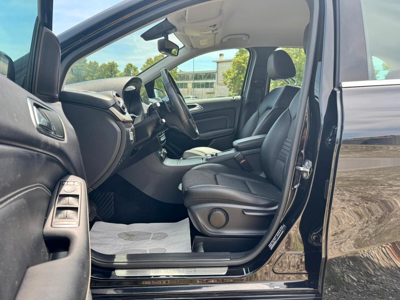 Mercedes-benz B 200 d Automatic Premium