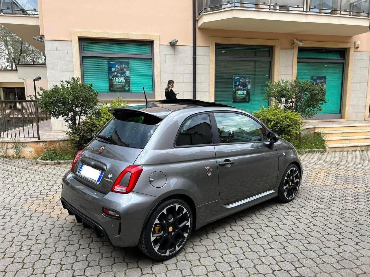 Abarth 595 1.4 Turbo T-Jet 180 CV Competizione