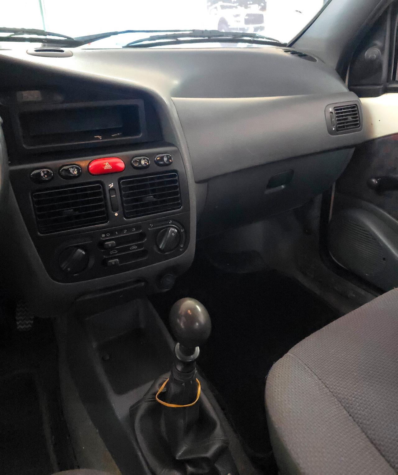 Fiat Strada TD 70 cat Pick-up