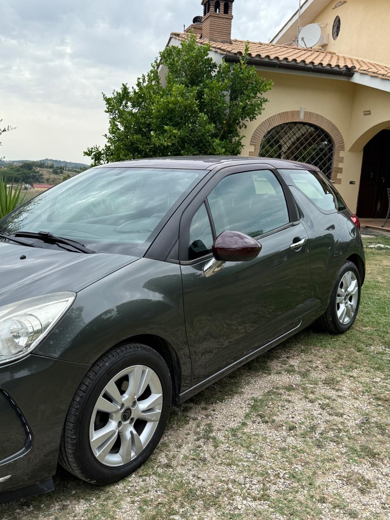 Ds DS3 3 1.4 HDi 70 Just Black
