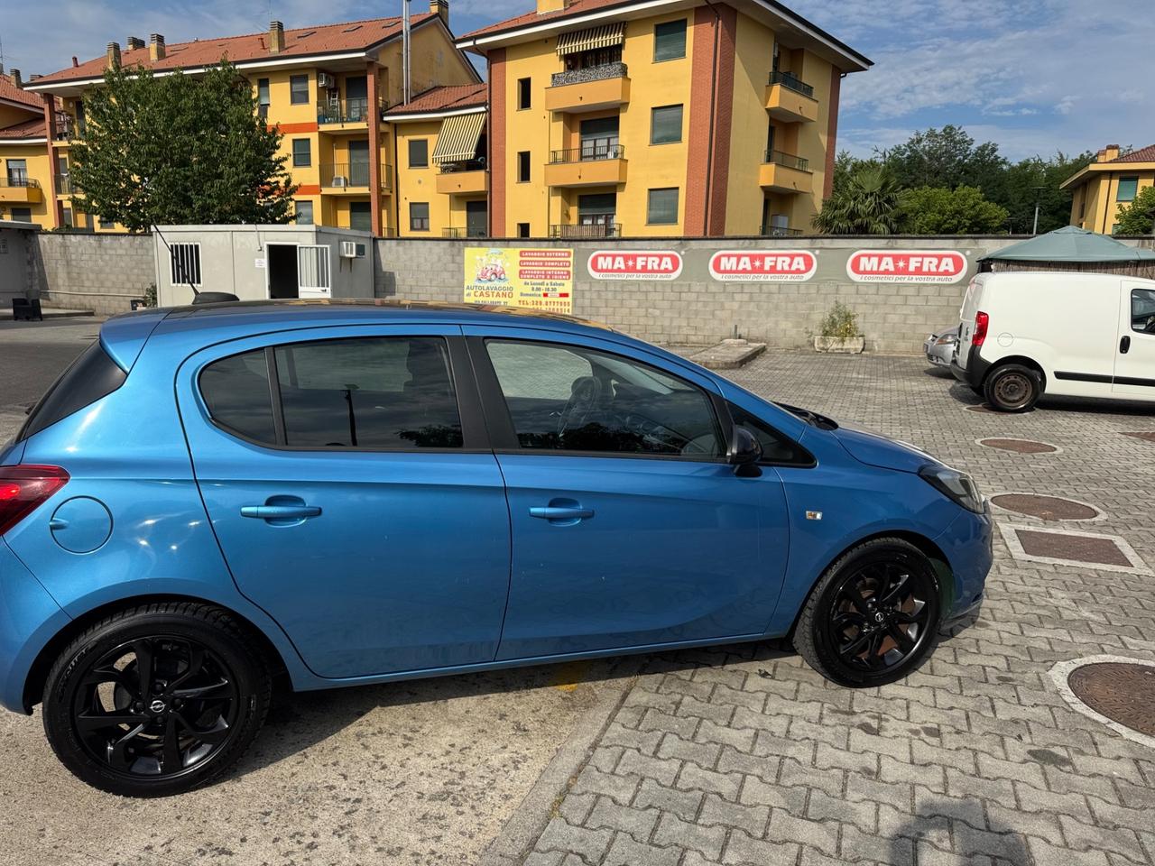 Opel Corsa 1.2 5 porte Innovation neopatentati
