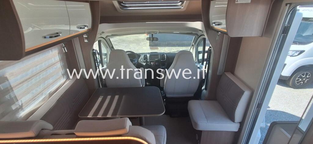 Bürstner Lyseo Privilege 690G Letti gemelli e garage