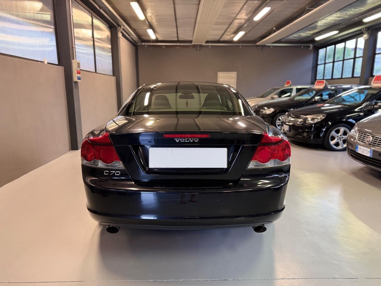 Volvo C70 2.4 D5 20V Momentum