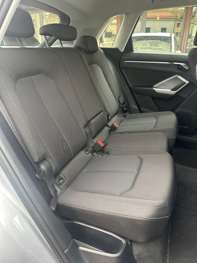 AUDI Q3 35 TFSI