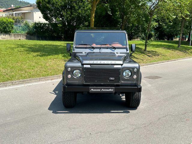 LAND ROVER Defender 90 2.2 TD4 Station Wagon SE NEOPATENTATI