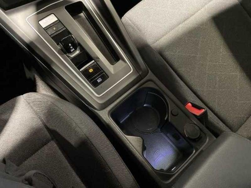 Volkswagen Golf VIII 2020 1.0 etsi evo Life 110cv dsg