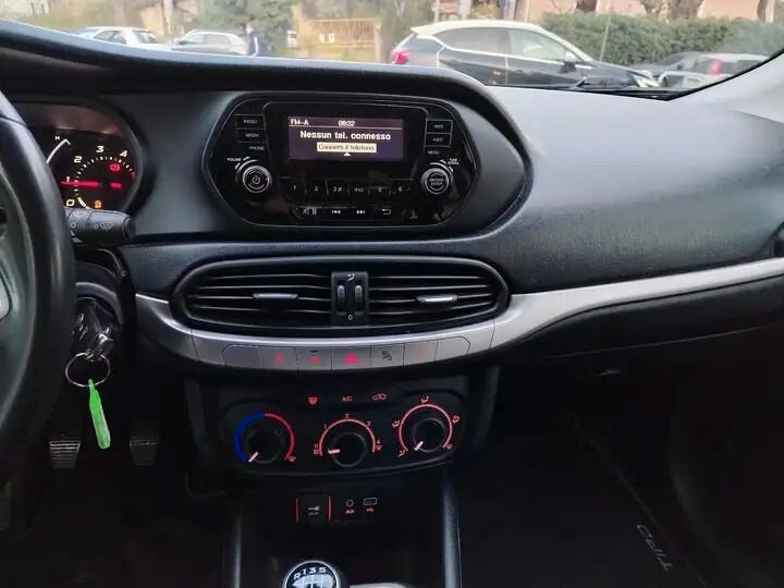 Fiat Tipo 1.6 Mjt S&S SW Lounge