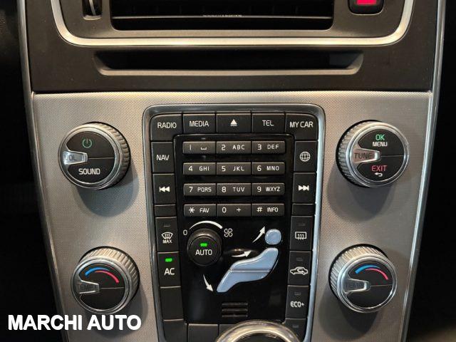 VOLVO V60 Cross Country D3 Geartronic Business