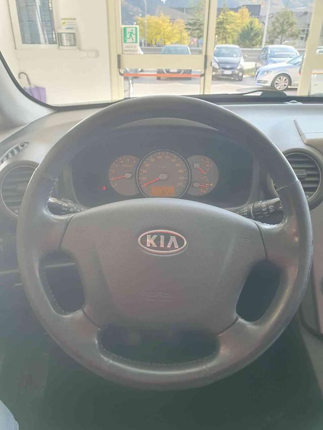 KIA Carens 2.0 16V CRDi 7 POSTI!!!