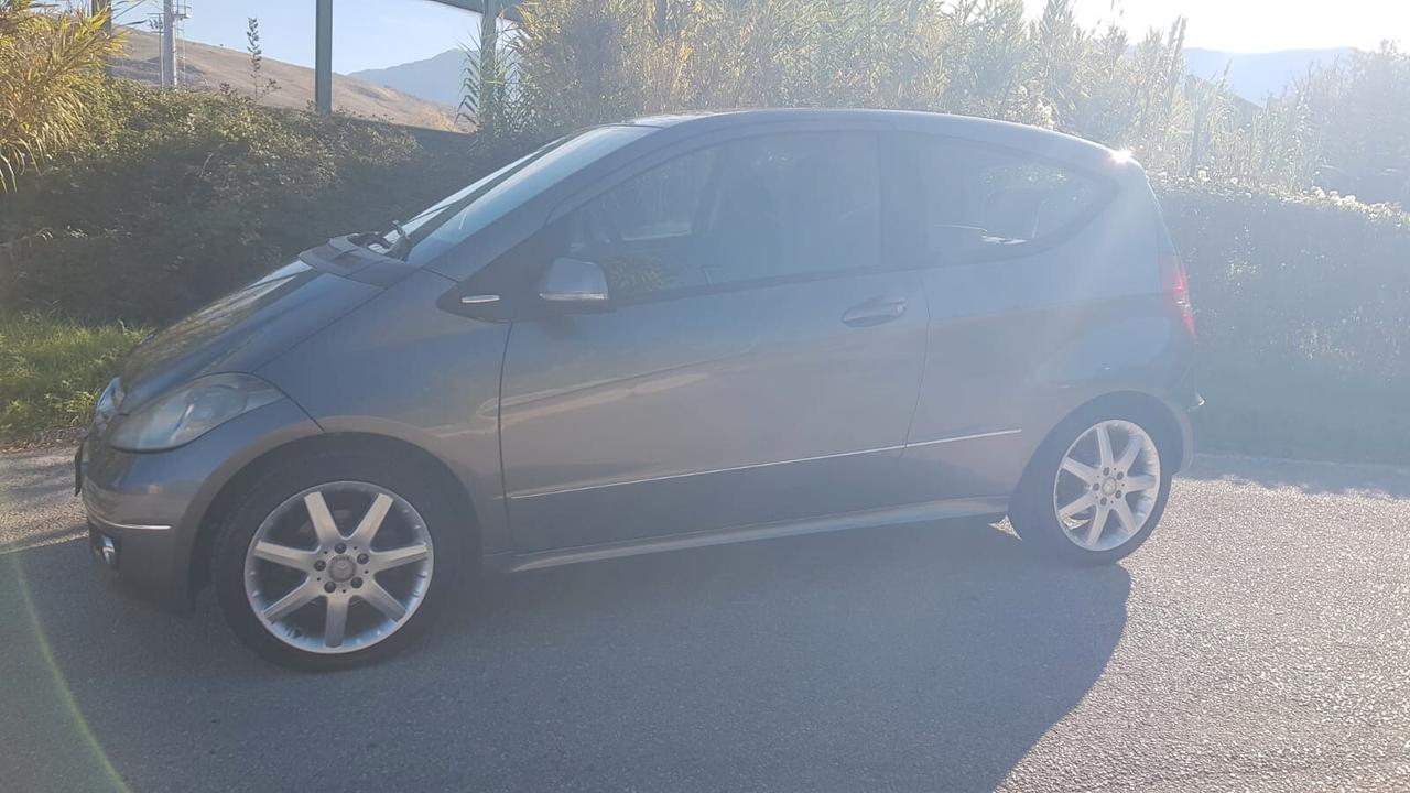 Mercedes-benz A 150 BlueEFFICIENCY Coupé