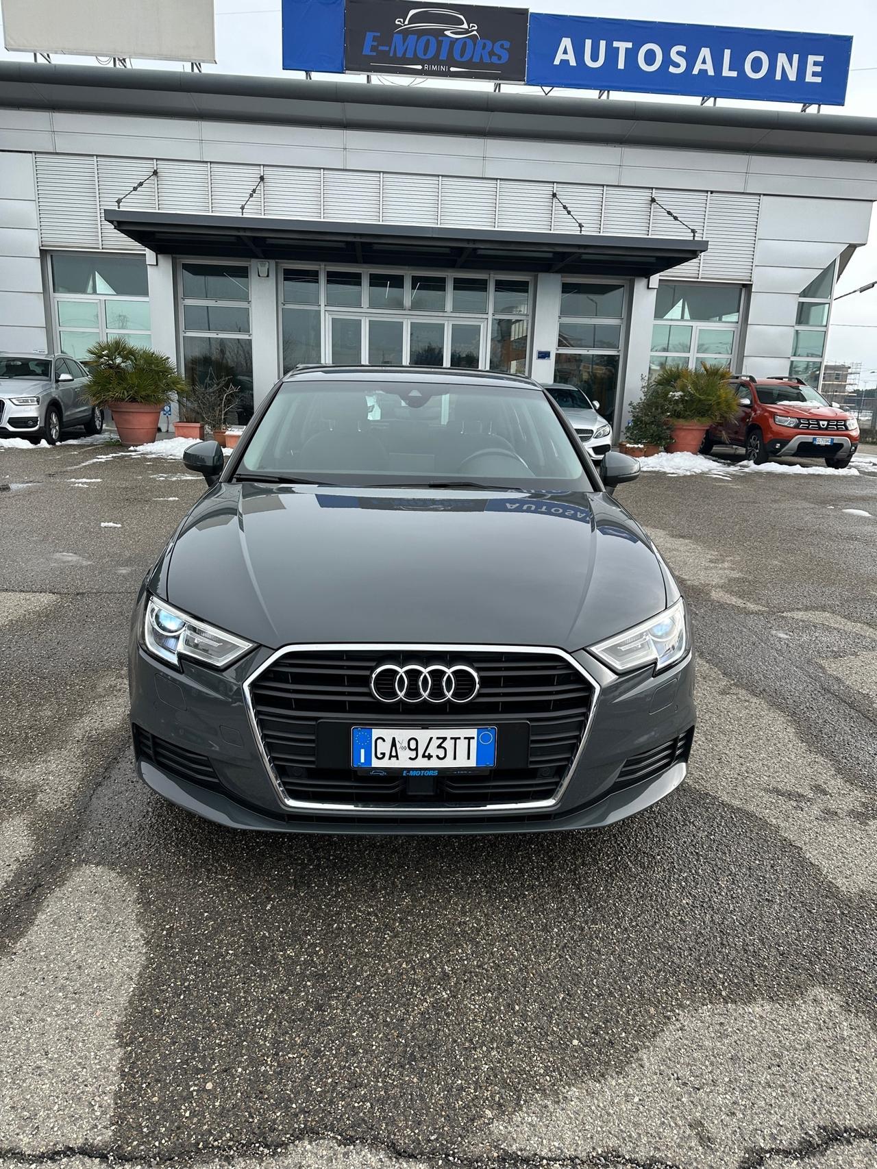 Audi A3 SPB 1.5 S-tron S-tronic Business - 2020