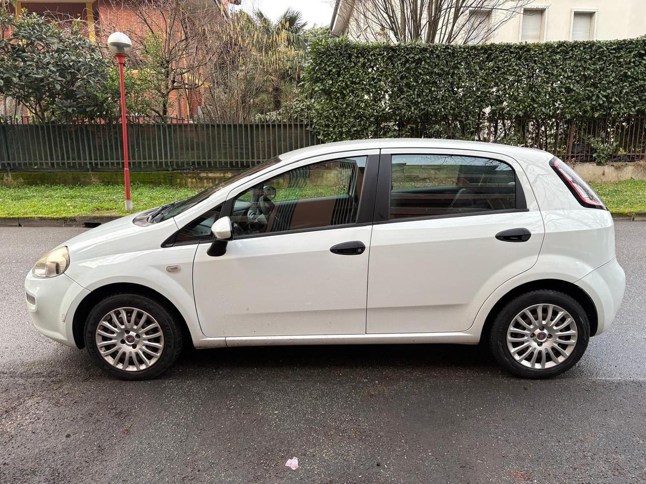 Fiat Punto Evo 1.2 5 porte S&S Blue&Me