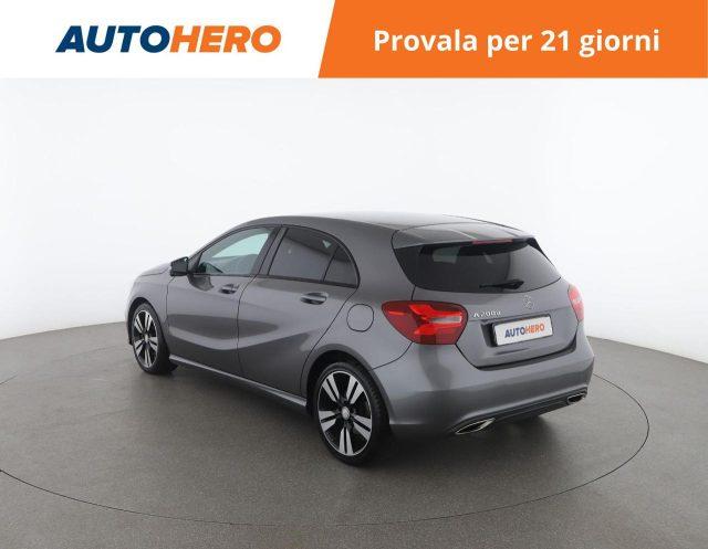 MERCEDES-BENZ A 200 d Automatic Sport