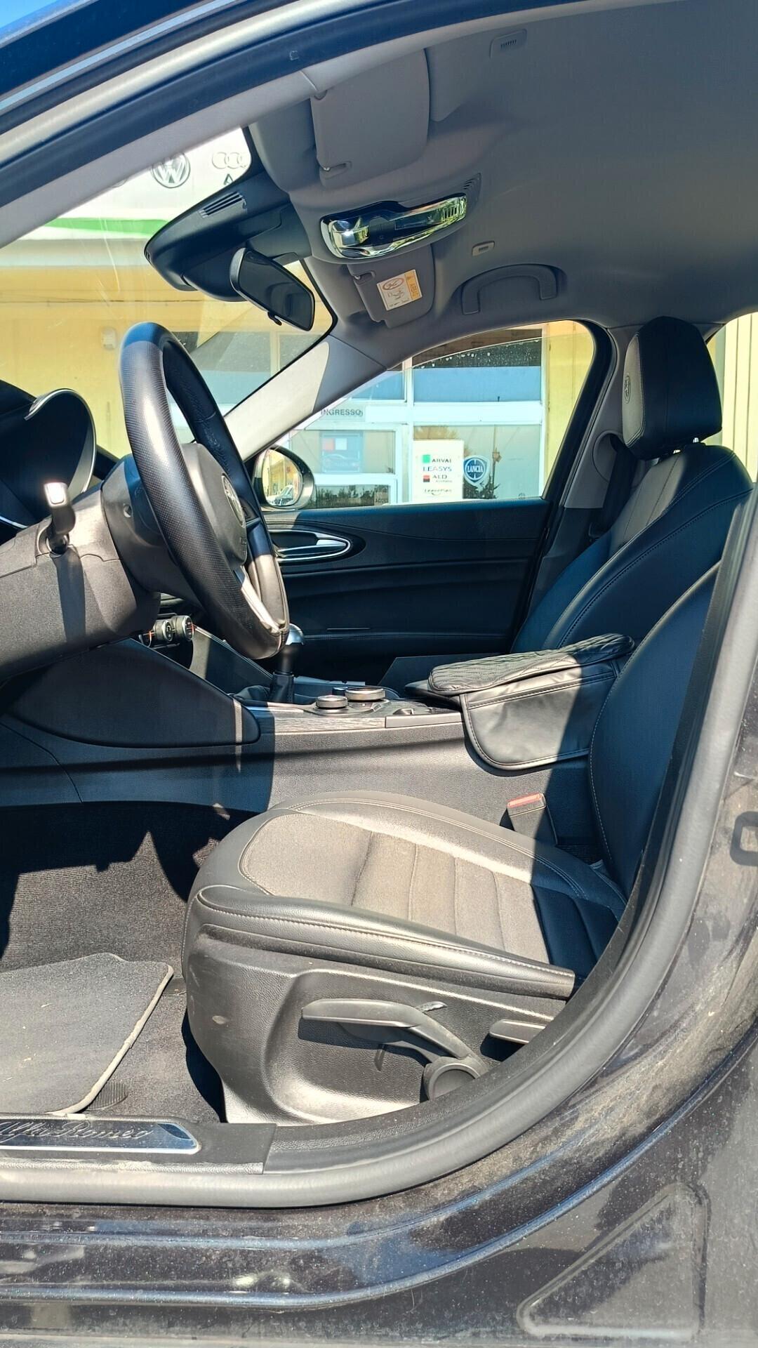 Alfa Romeo Giulia 2.2 Turbodiesel 160CV Business