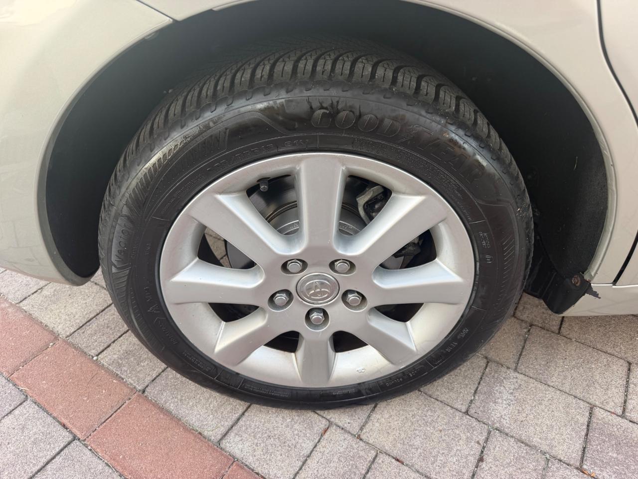 Toyota Corolla Verso 1.8 16V Sol