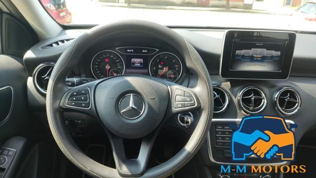 MERCEDES-BENZ A 160 d Executive