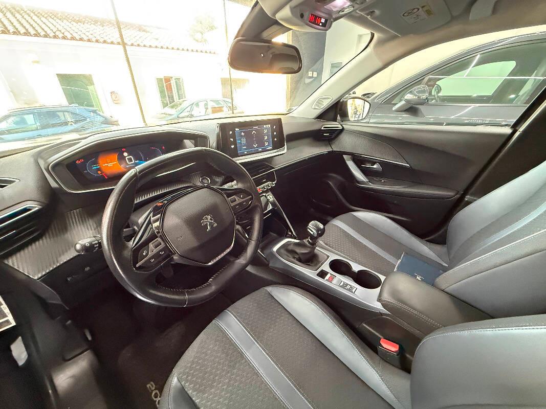 Peugeot 2008 PEUGEOT 2008 Allure 1.2 130 CV