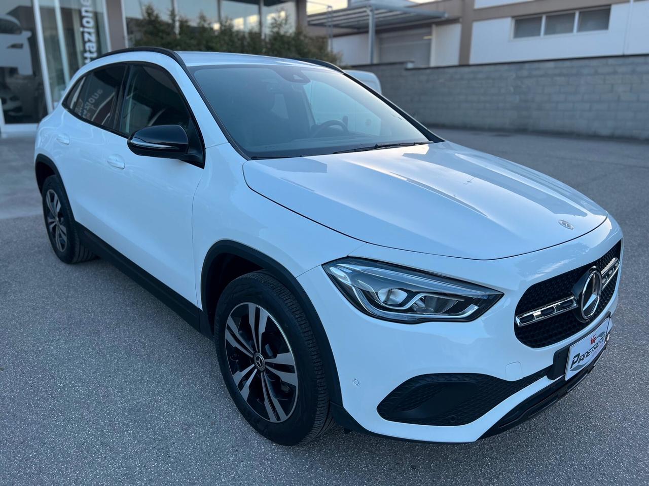 Mercedes-benz GLA 180 d 115cv Sport Plus auto NIGHT VIRTUAL/LED/LUCI/18;
