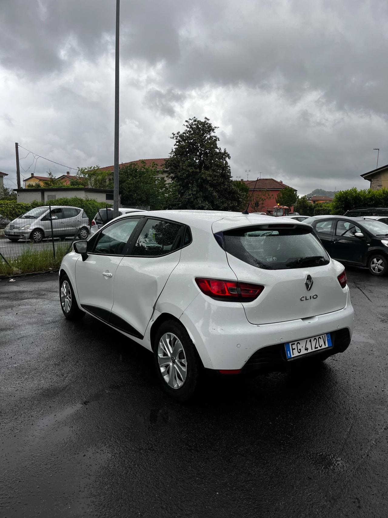 Renault Clio 1.2 75CV 5 porte Intens