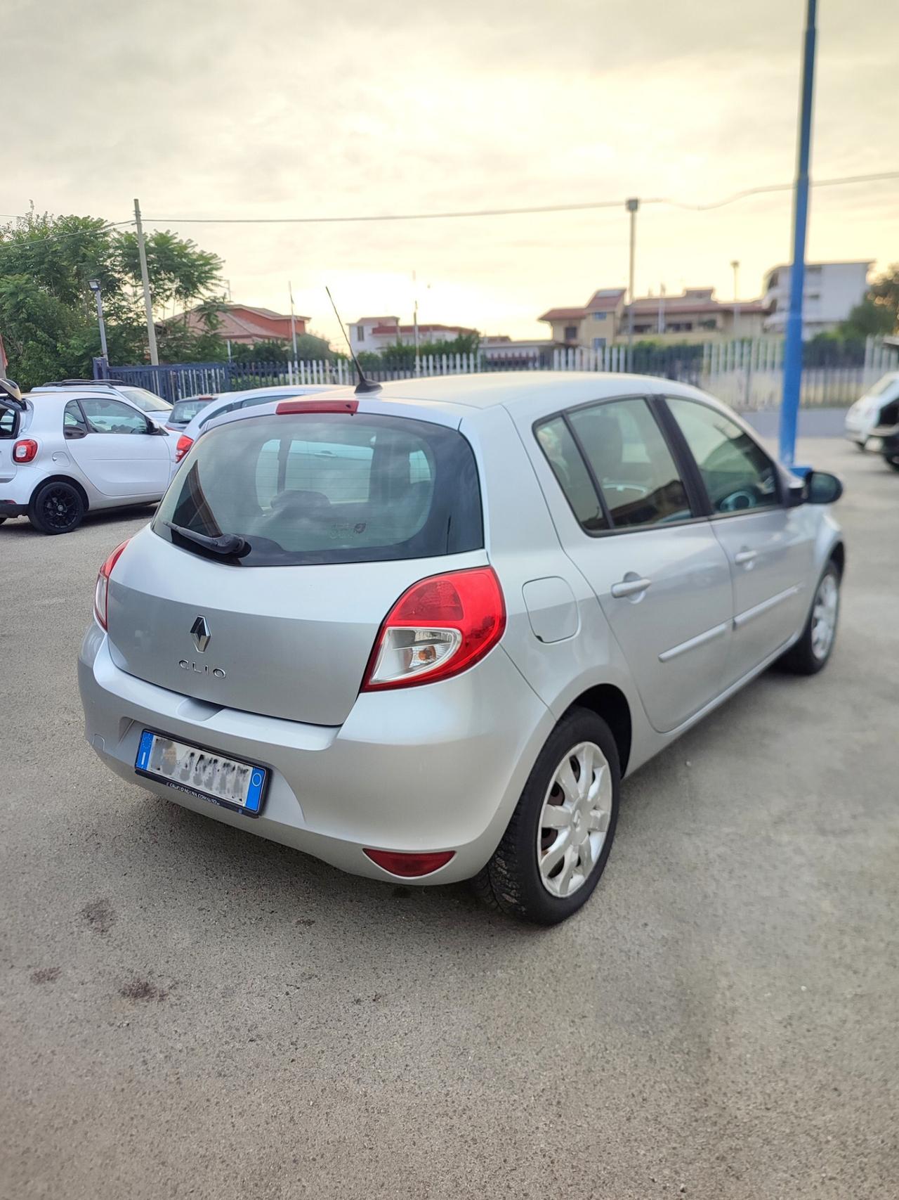 Renault Clio 1.2 16V 5 porte GPL Dynamique