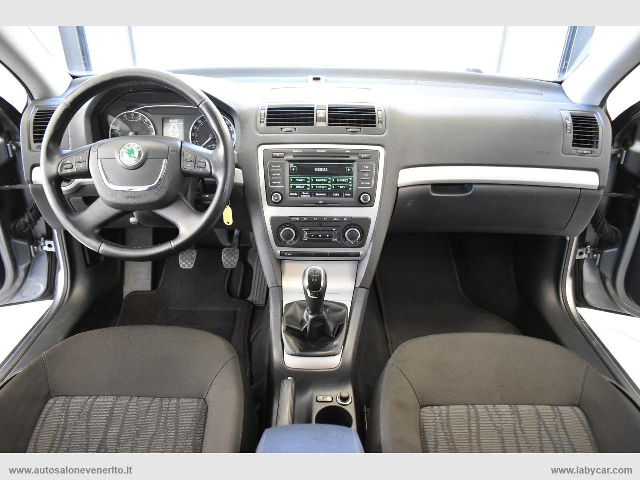 SKODA Octavia 1.6 TDI CR Wagon Elegance