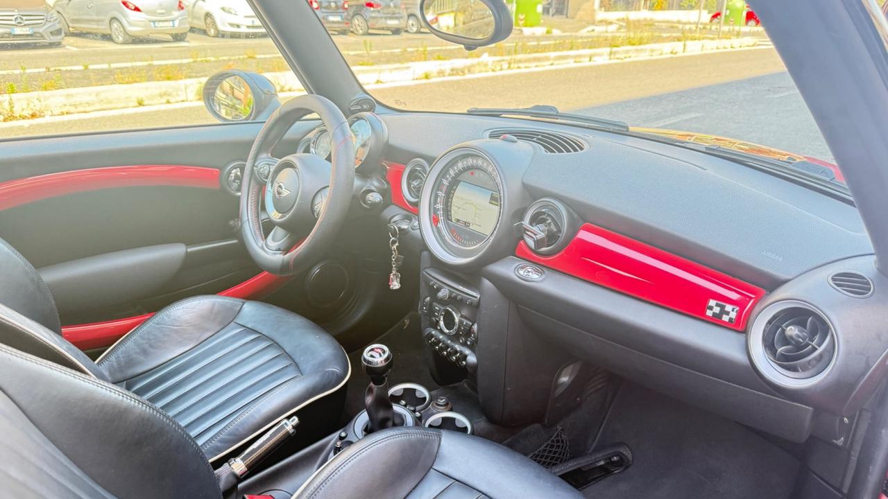 Mini Coupe John Cooper Works 1.6 Coupé CABRIO