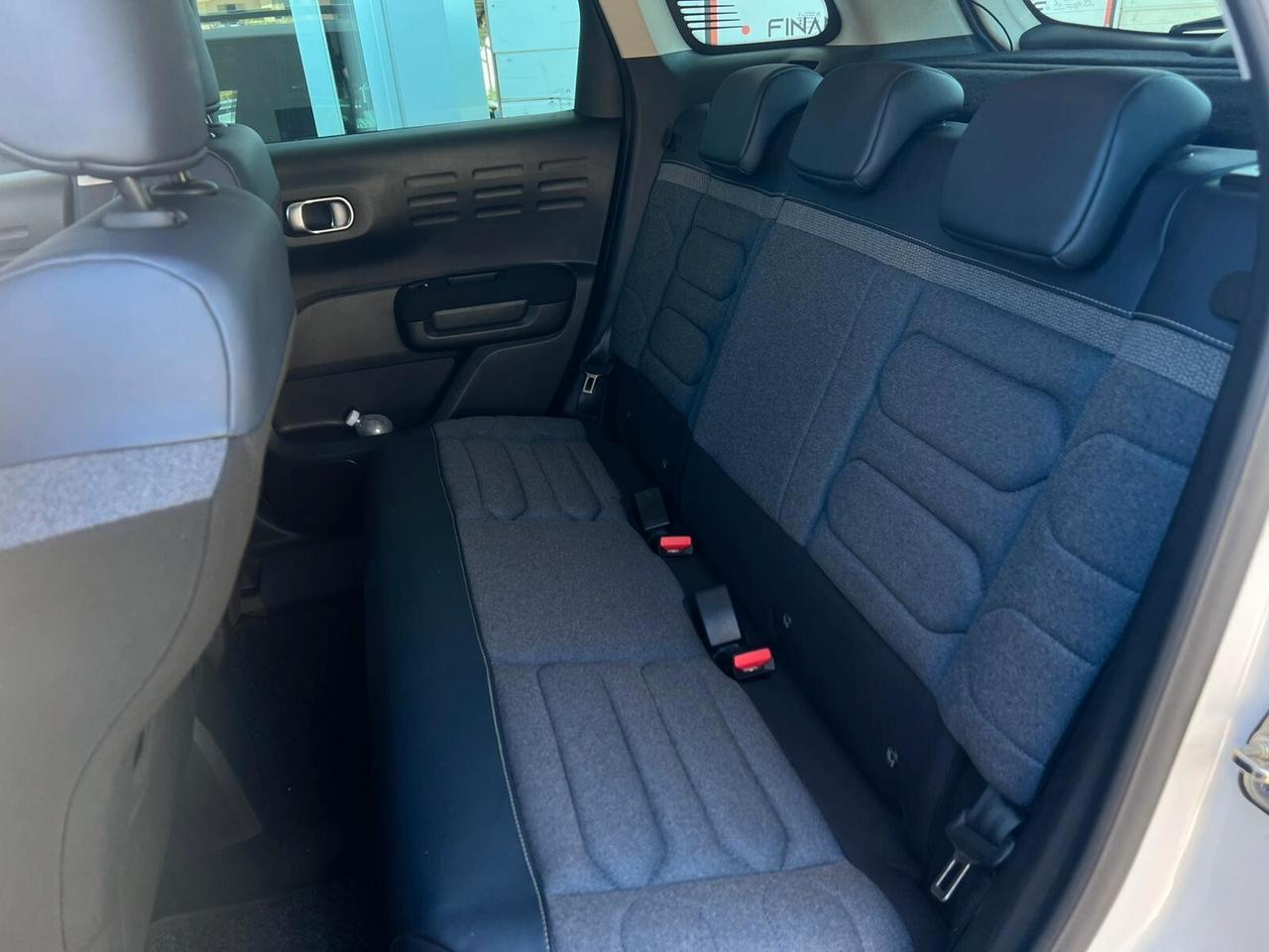 Citroen C3 Aircross BlueHDi 110 S&S Shine Pack