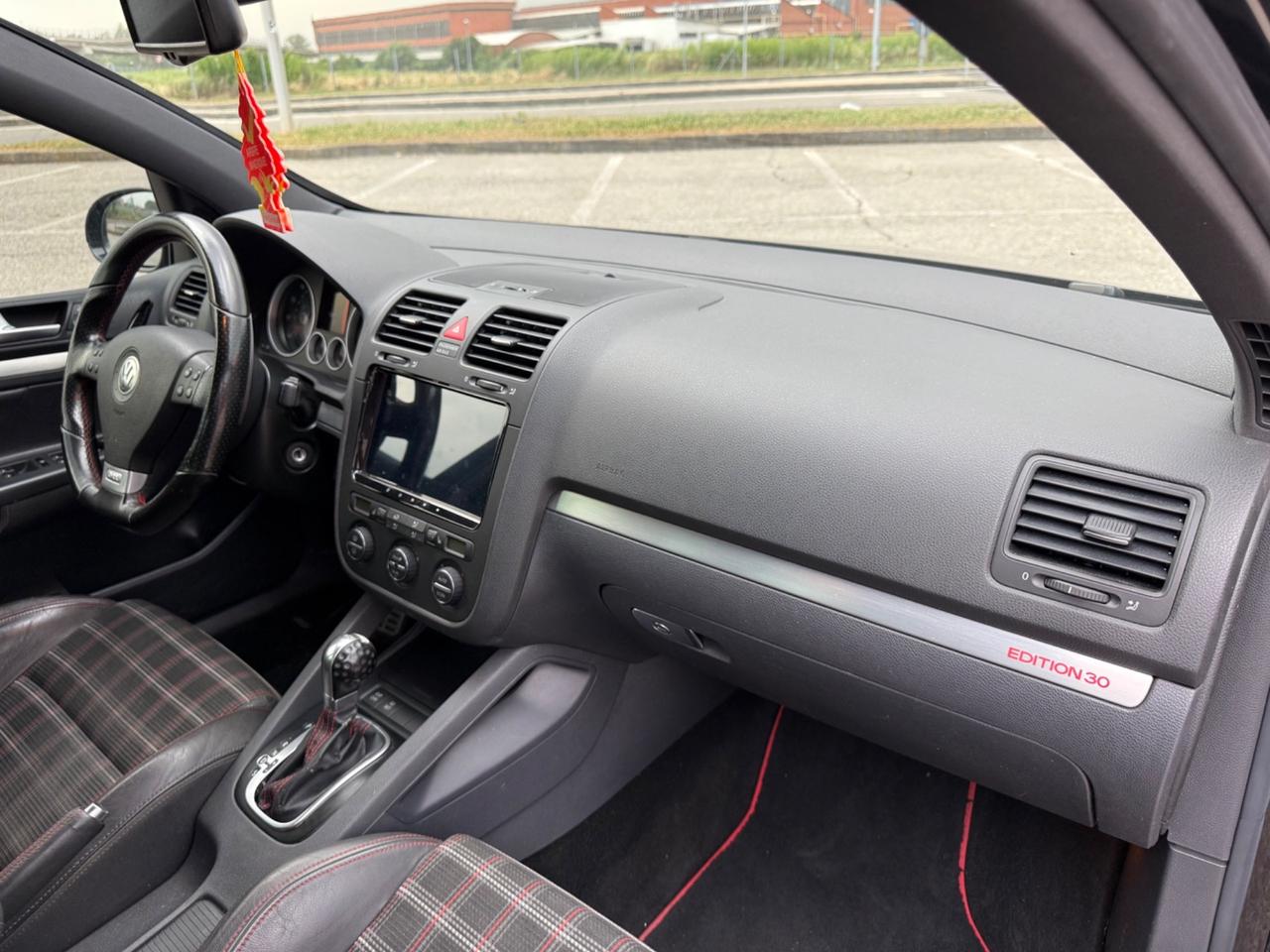 Volkswagen Golf 2.0 16V TFSI 5p. DSG GTI Edition 30