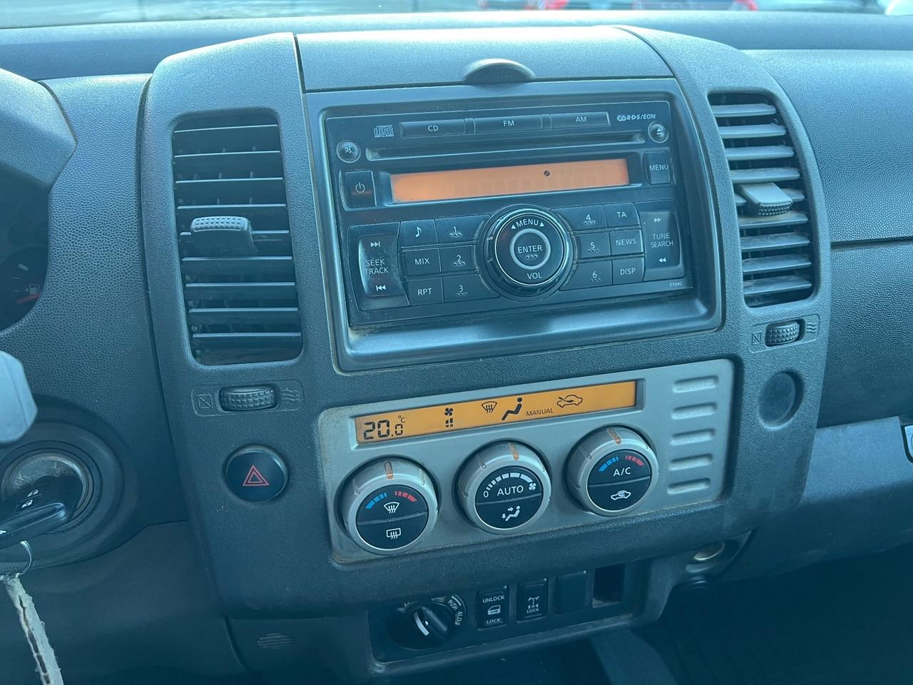 Nissan Navara 2.5 dCi 4x4 doppia cabina