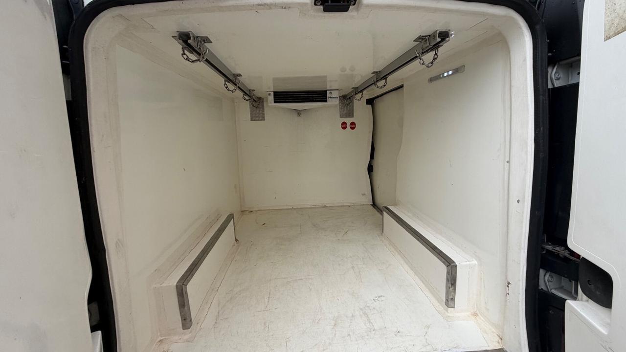 Renault traffic con frigorifero