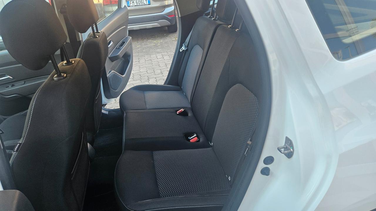 Dacia Duster II 1.5 blue dci Prestige 4x2 NAVY-CRUISE-SENSORI