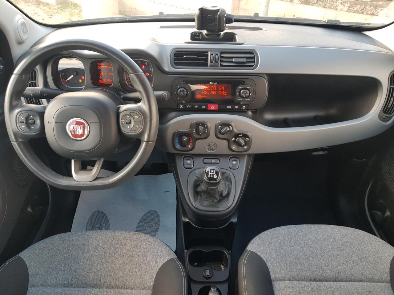 Fiat Panda 1.2 Lounge Navy Sensori Park Cerchi 5 Posti