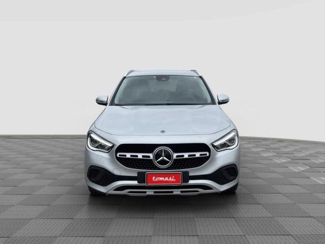 MERCEDES-BENZ CLA sse GLA GLA 180 d Automatic Business Extra