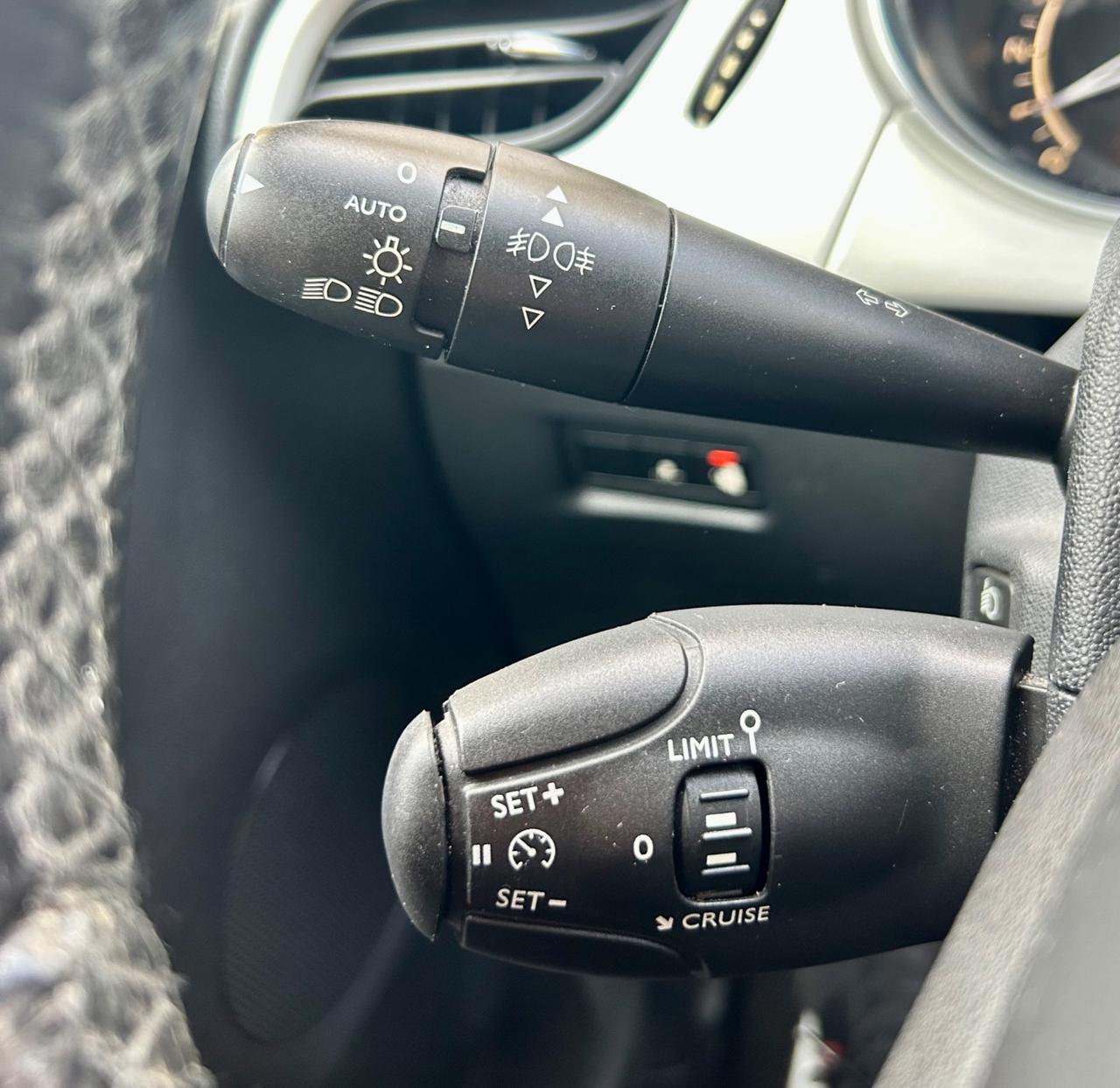 Ds DS3 3 1.6 e-HDi airdream Neopatentati 2012