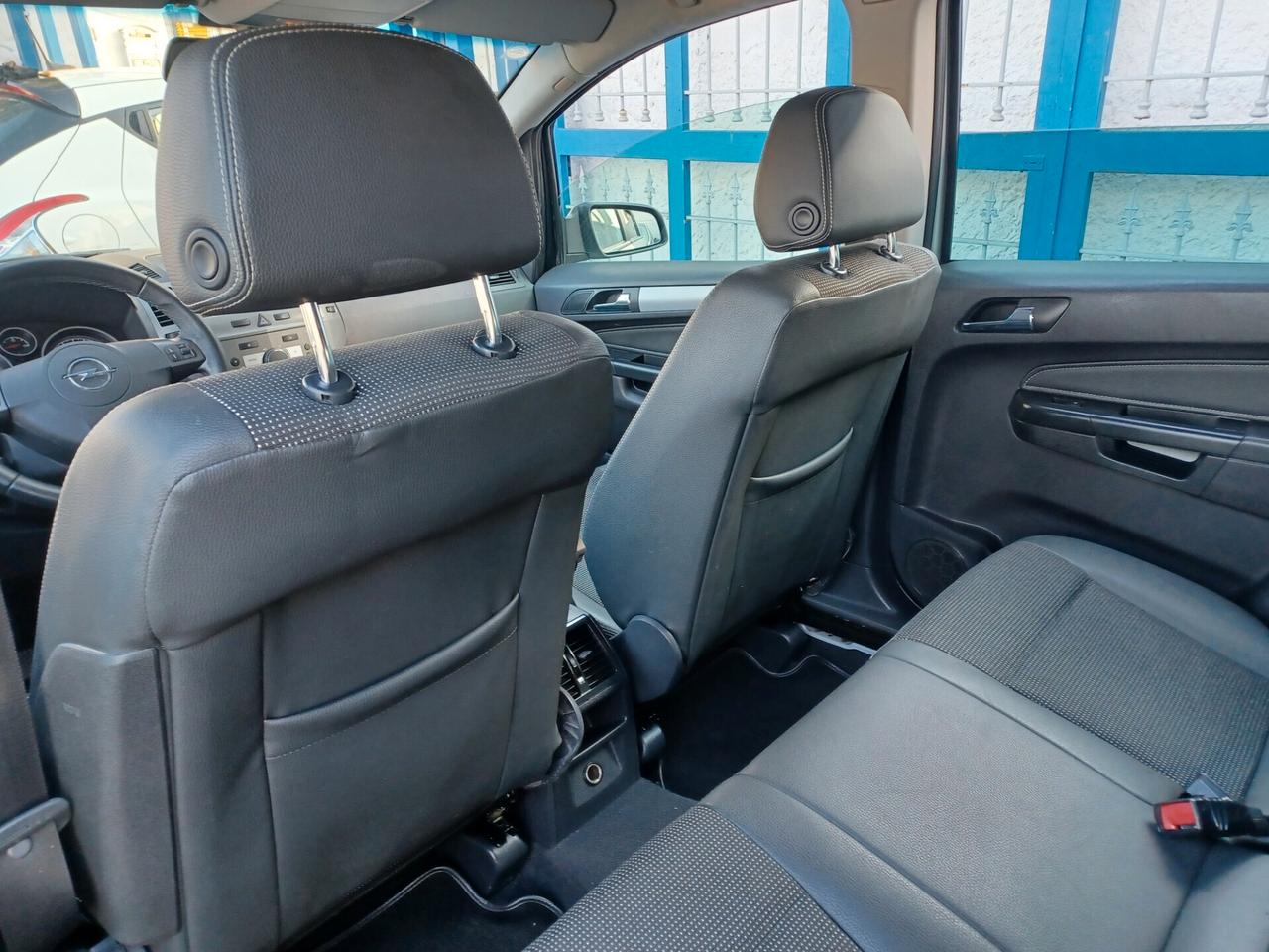 Opel Zafira 1.9 CDTI 120CV Cosmo UNICO PROPRIETARIO 7 POSTI