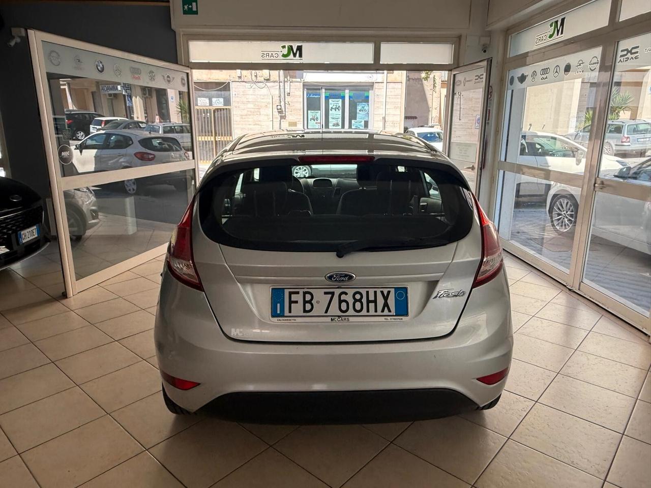Ford Fiesta 1.5 TDCi 75CV 5 porte Black & White Edition