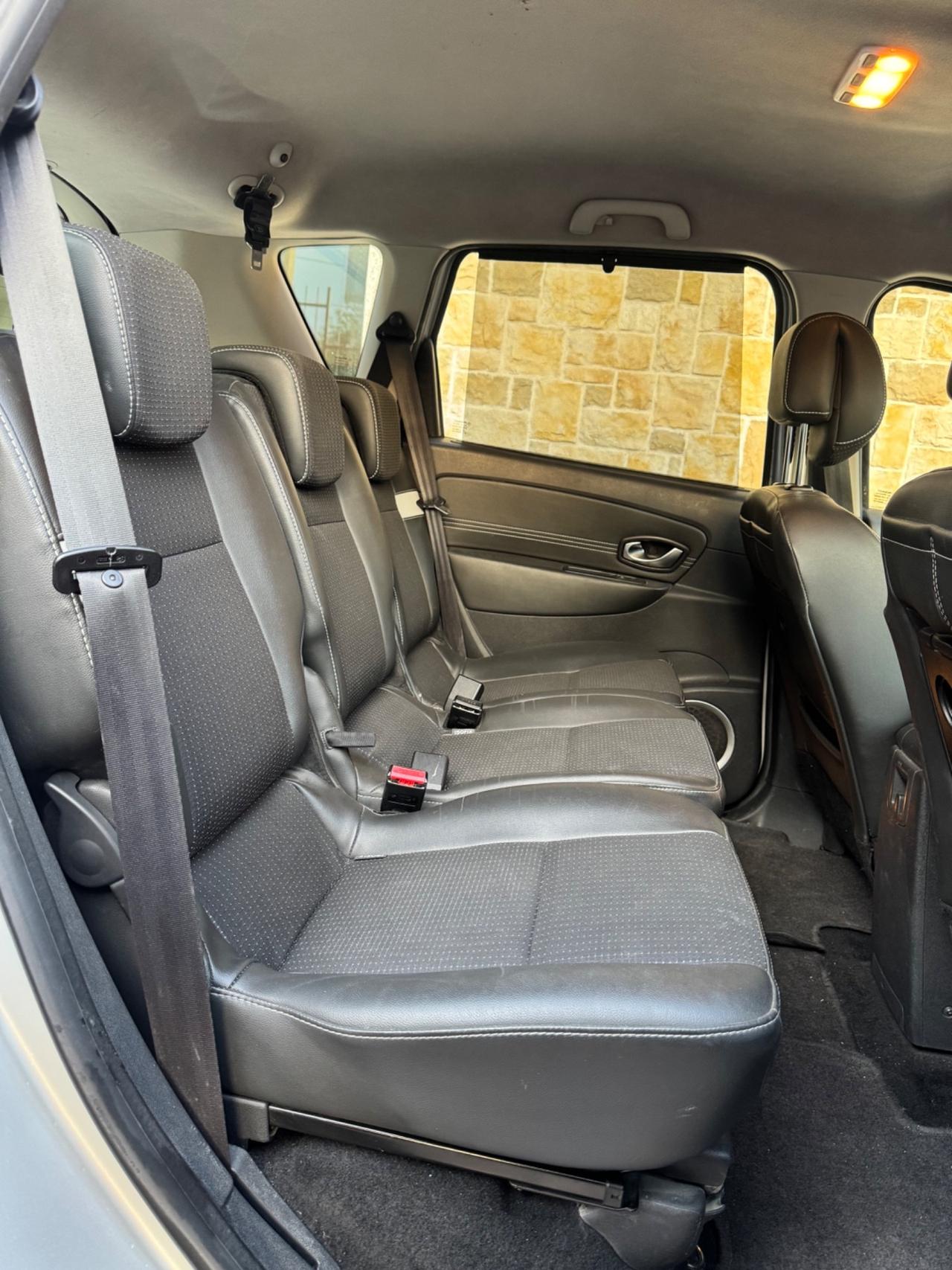 Renault Scenic Scénic X-Mod 1.5 dCi 110CV Luxe