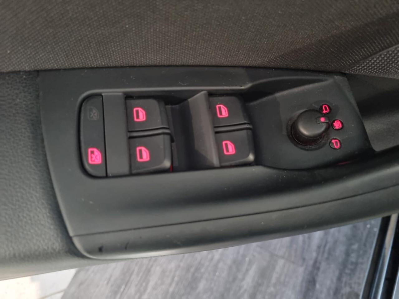 Audi Q3 2.0 tdi 140cv