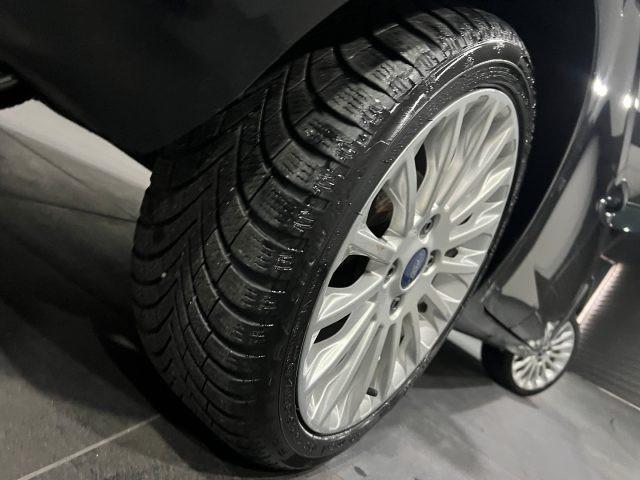 FORD Fiesta 1.2 16V 5 porte Titanium