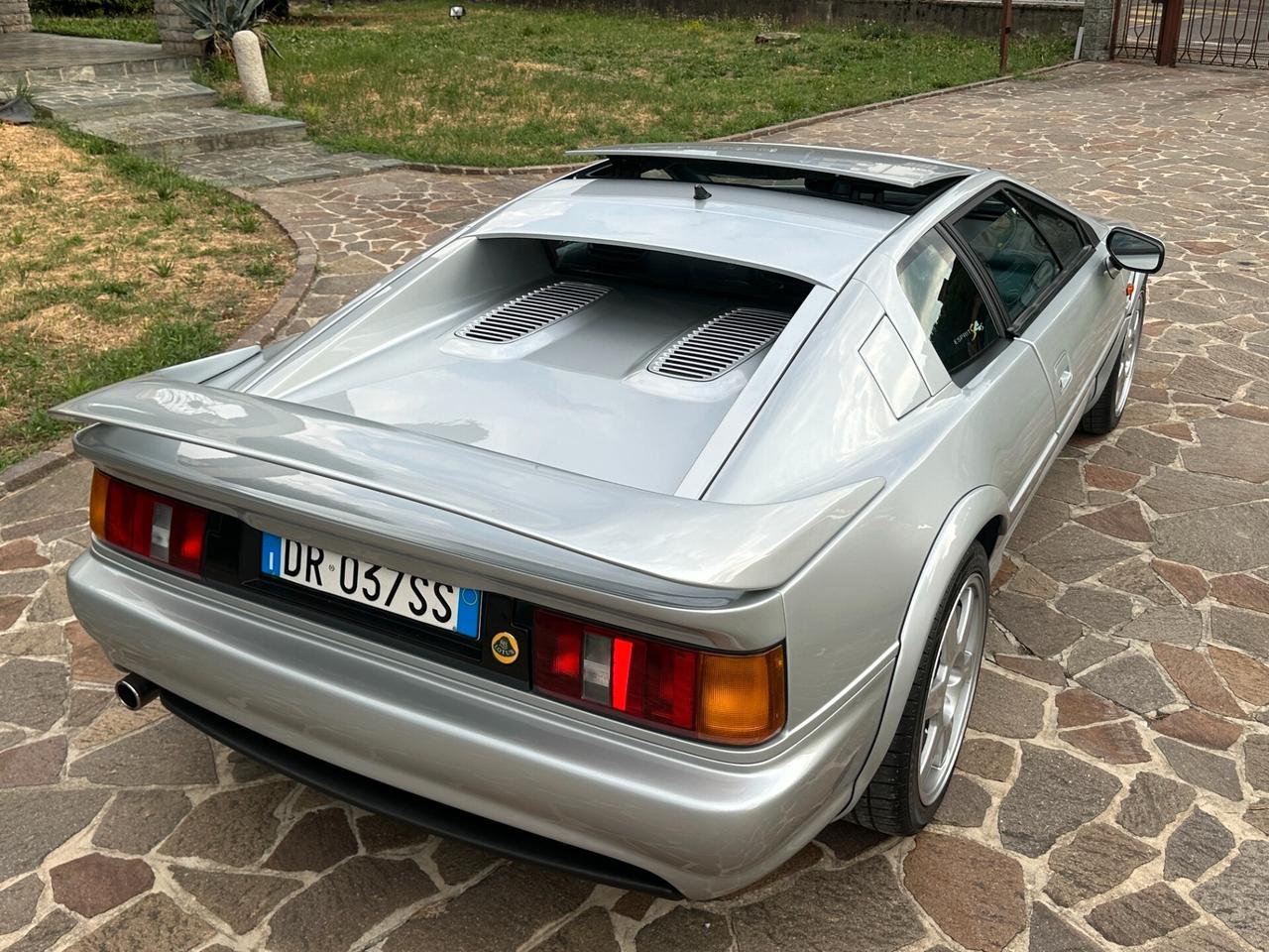 Lotus Esprit 2.0i s4s motore nuovo