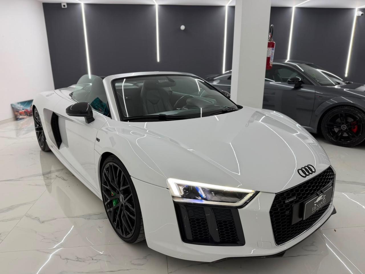 Audi R8 Spyder 5.2 FSI quattro S tronic