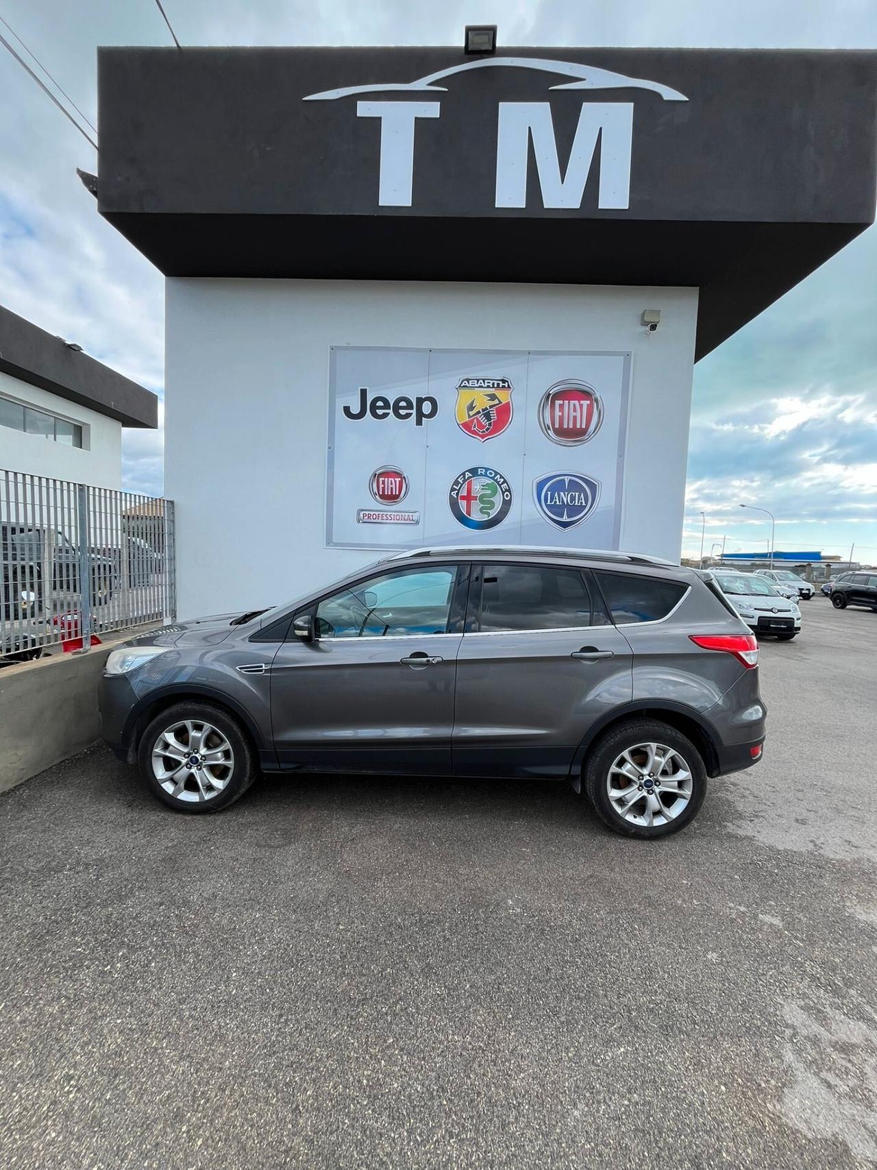 Ford Kuga 2.0 TDCI 163 CV 4WD Powershift Titanium